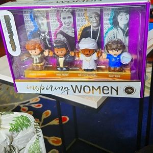 LITTLE PEOPLE Inspiring Women Collectors Set New